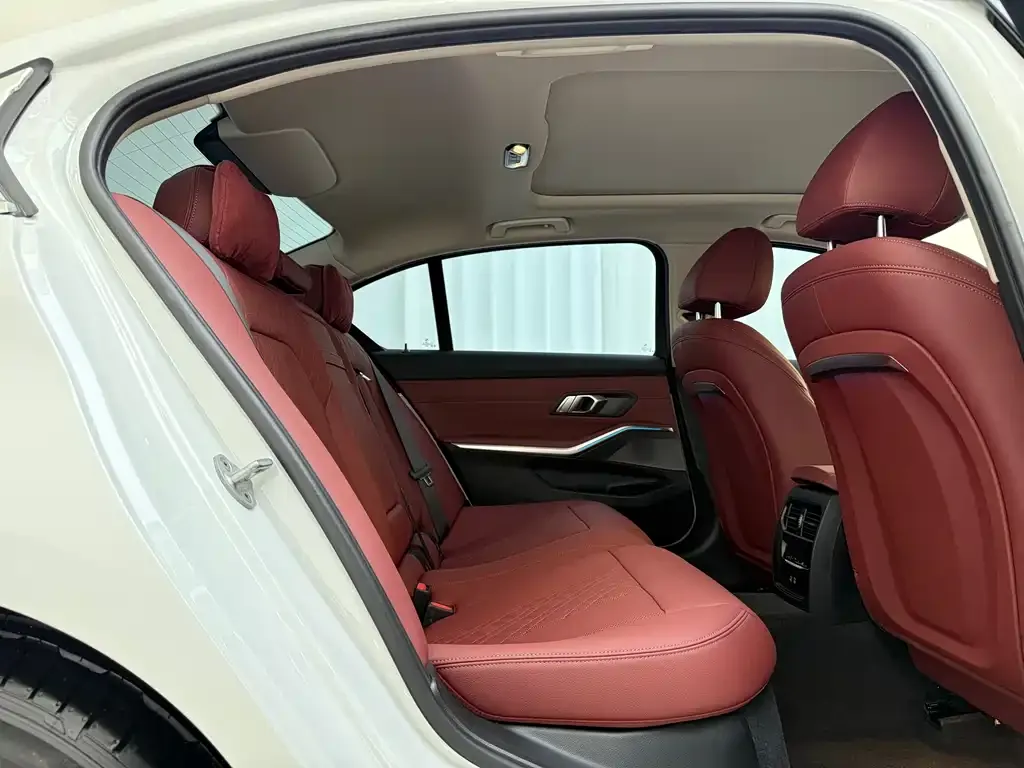 BMW 3 Series — фото 10