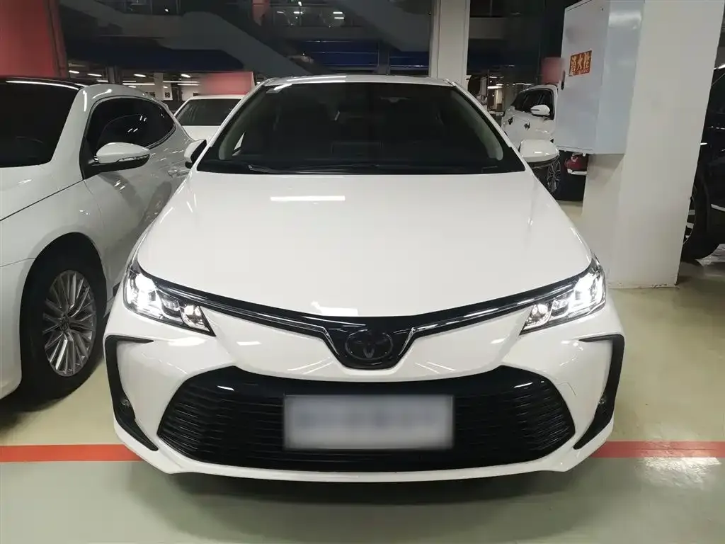 Toyota Corolla 2021 из CN, фото 3