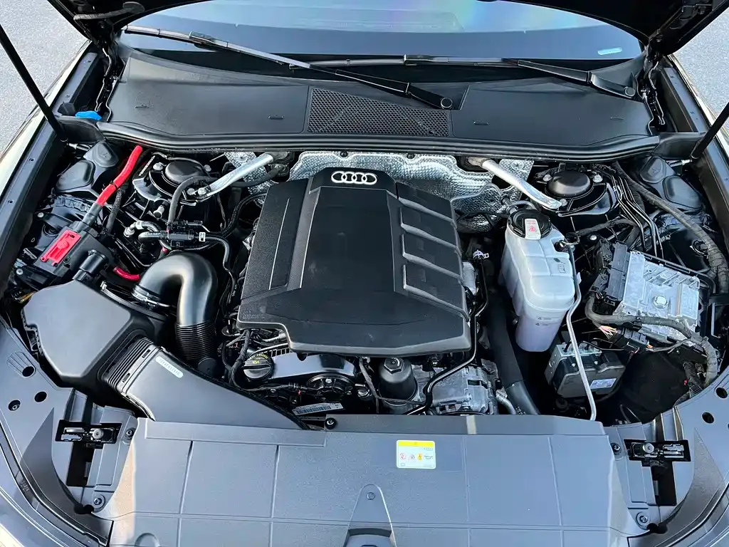 Audi A6L — фото 6