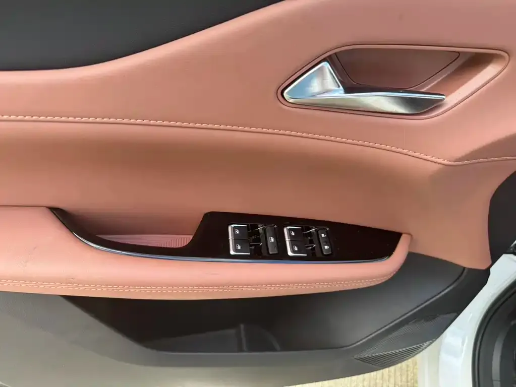 Changan UNI-Z 2025 из CN, фото 5