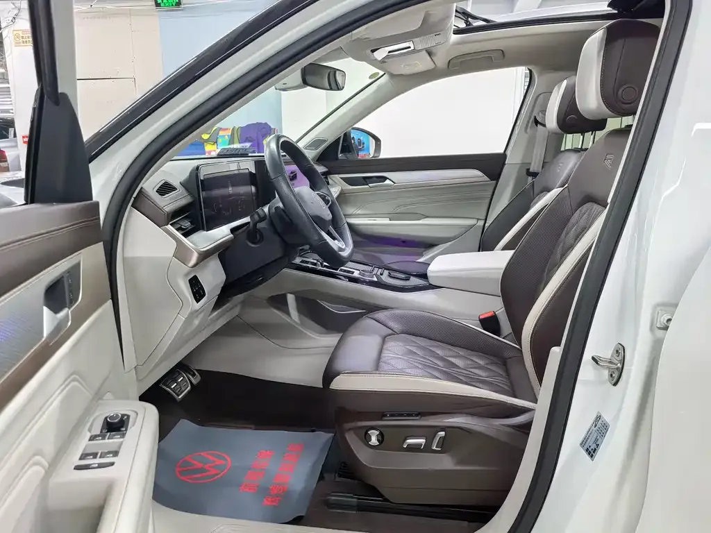 Volkswagen Tavendor 2022 из CN, фото 4