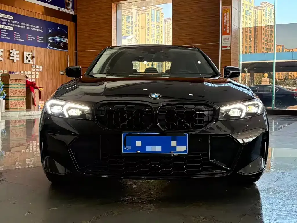BMW 3 Series 2024 из CN, фото 1