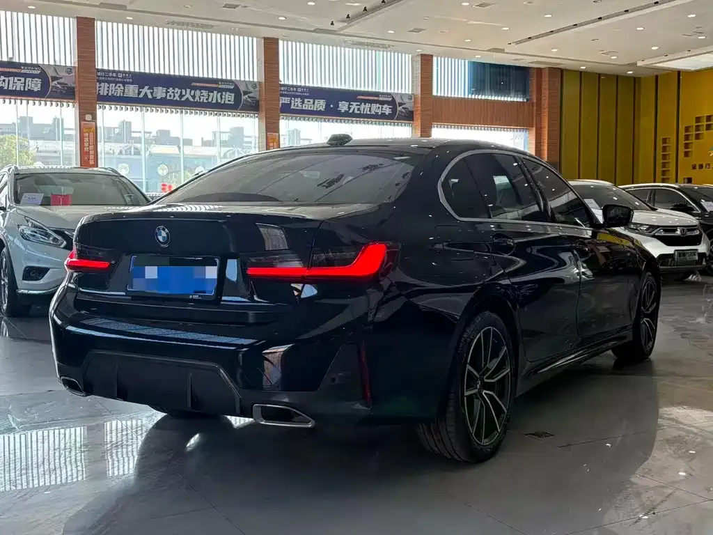 BMW 3 Series 2024 из CN, фото 4
