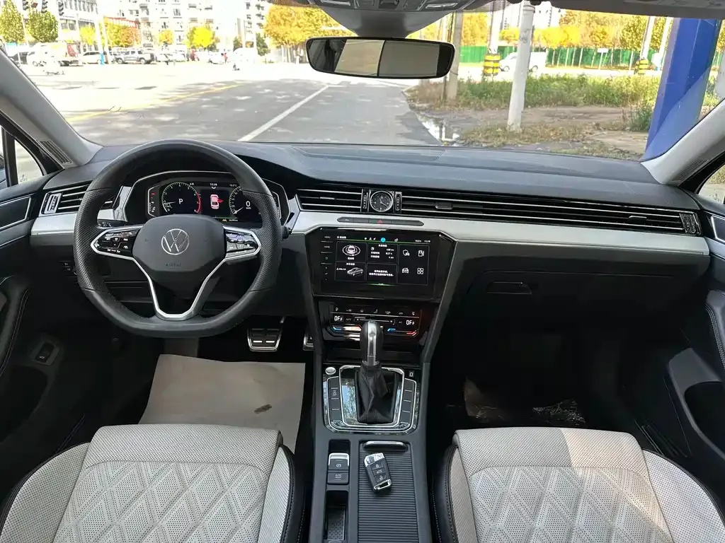 Volkswagen Magotan 2024 из CN, фото 10