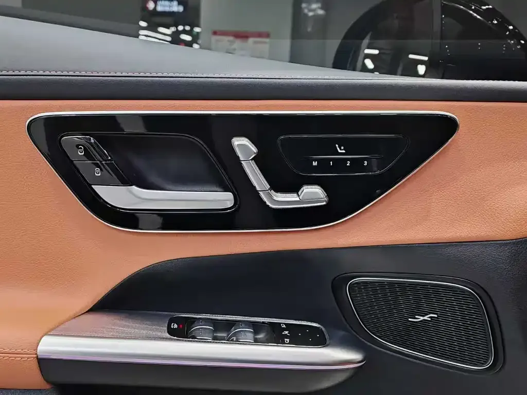 Mercedes-Benz GLC 2025 из CN, фото 10