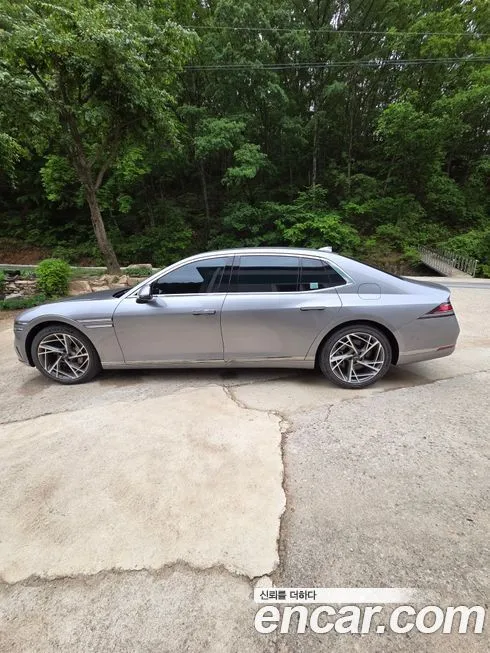 Genesis G90 2023 из KR, фото 2