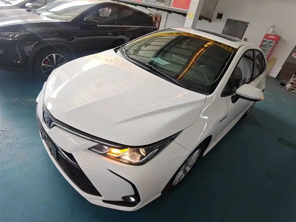 Toyota Corolla 2023 из CN, фото 2