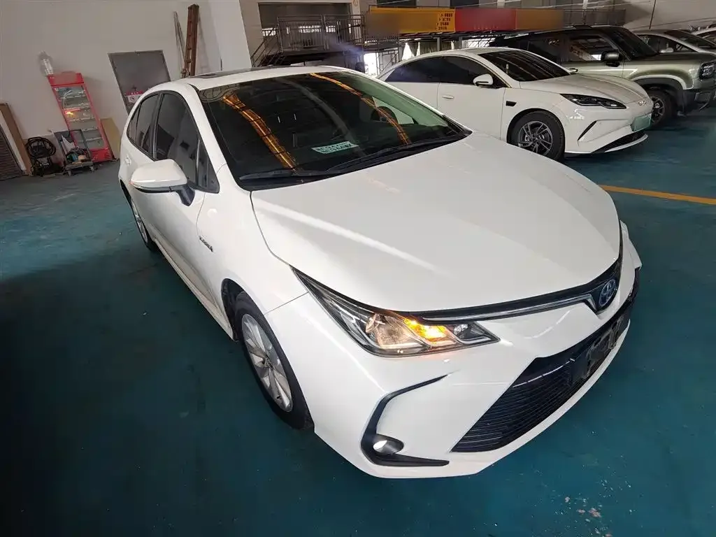Toyota Corolla 2023 из CN, фото 4
