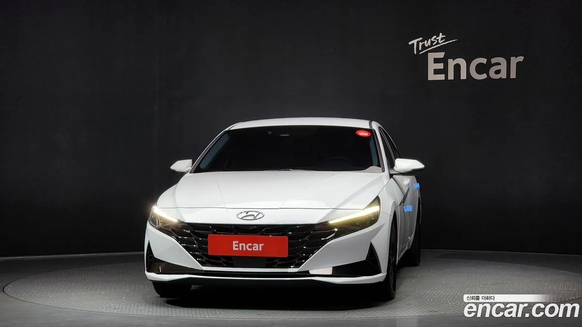 Hyundai AVANTE — фото 3
