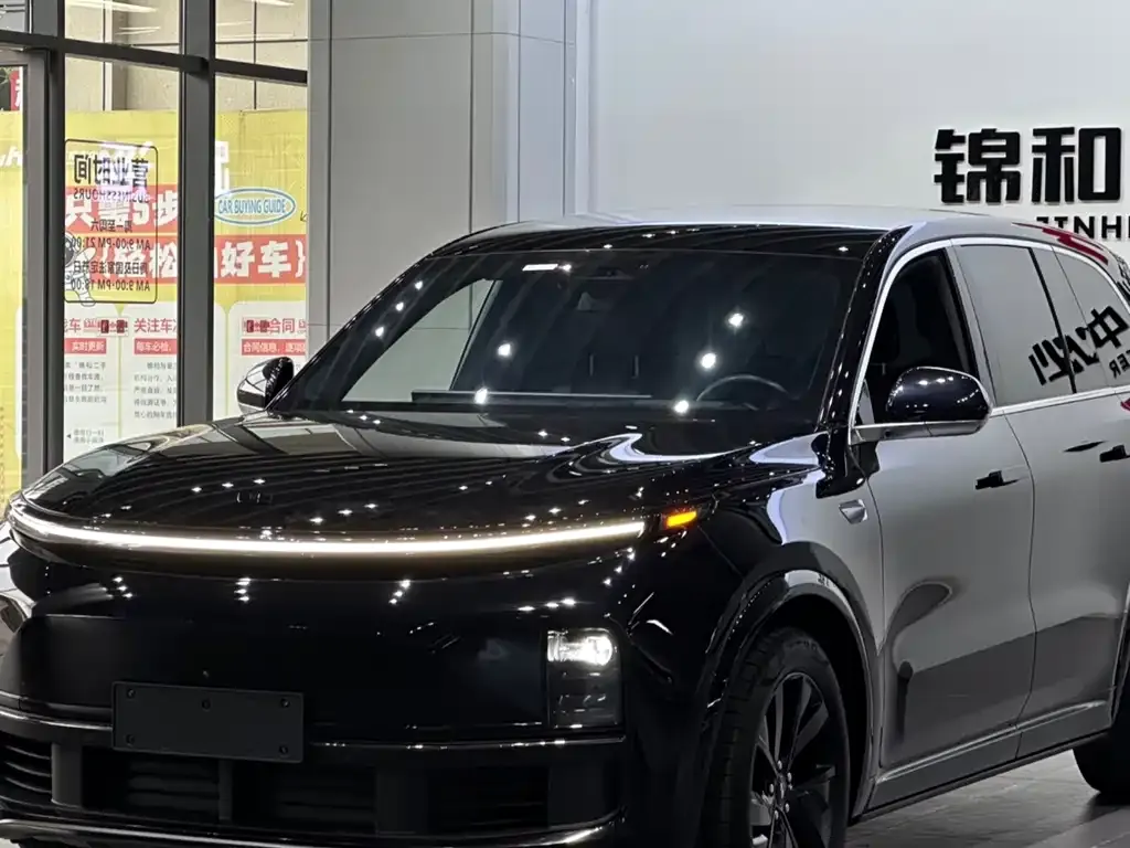 Li Auto L8 2023 из CN, фото 2