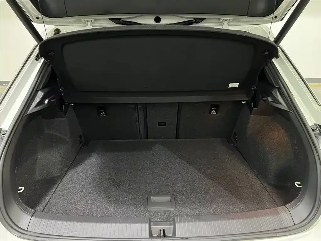 Volkswagen T-Roc 2022 из CN, фото 7