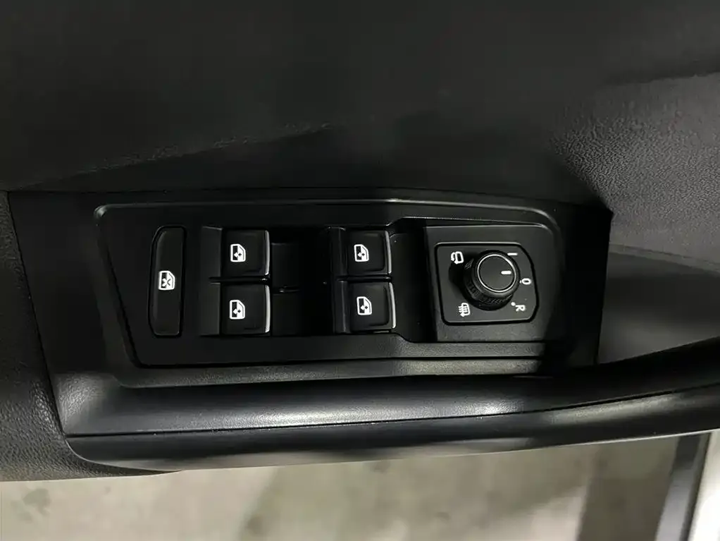 Volkswagen T-Roc 2022 из CN, фото 9