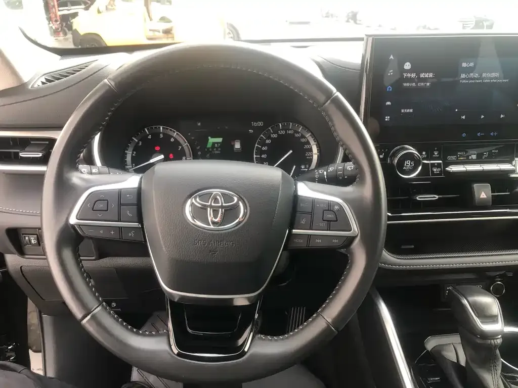 Toyota Highlander 2022 из CN, фото 10