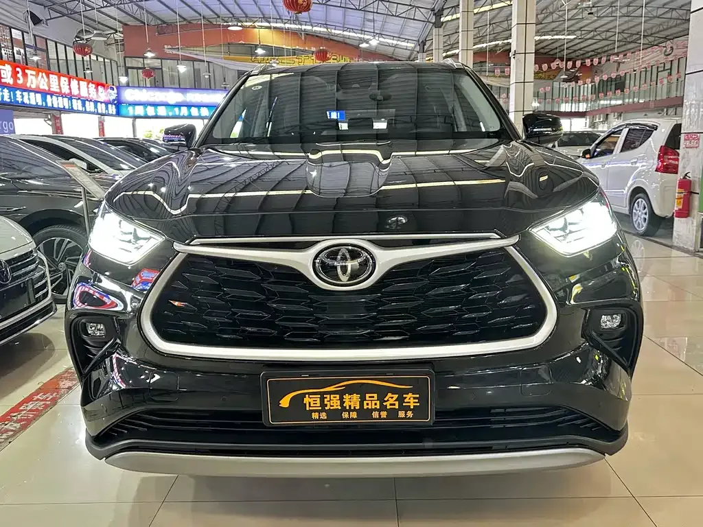 Toyota Highlander 2022 из CN, фото 2