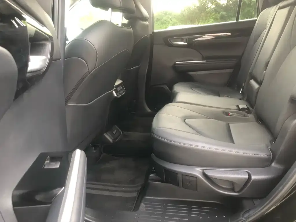 Toyota Highlander 2022 из CN, фото 9