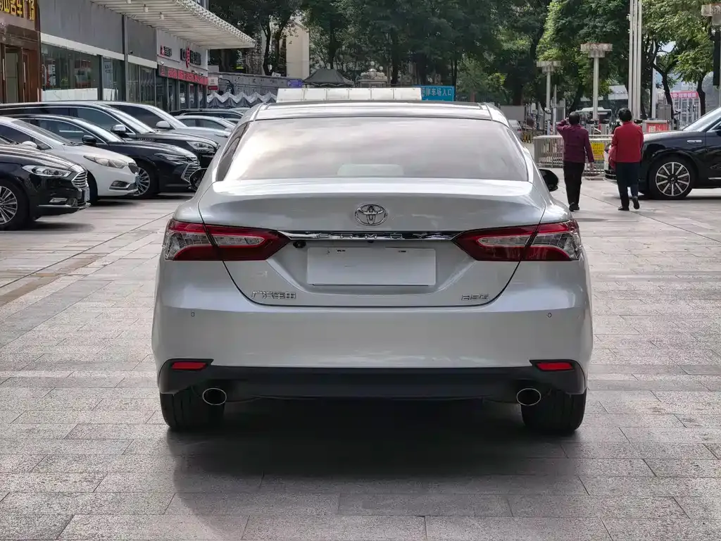 Toyota Camry 2021 из CN, фото 8
