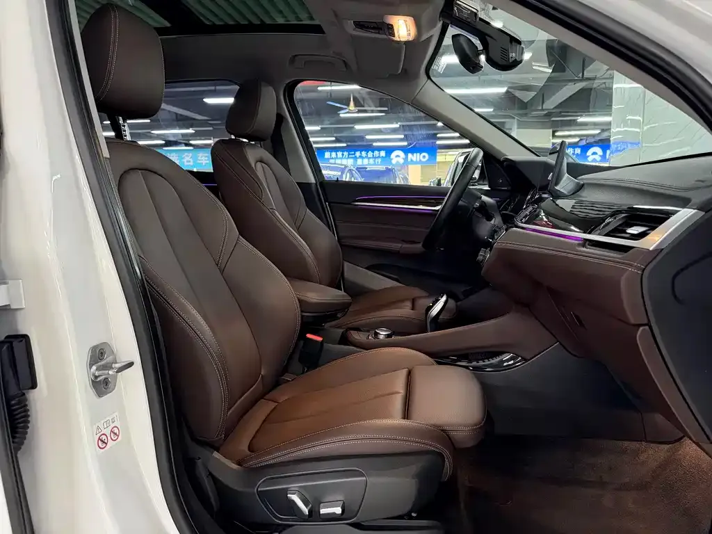 BMW X1 2022 из CN, фото 10