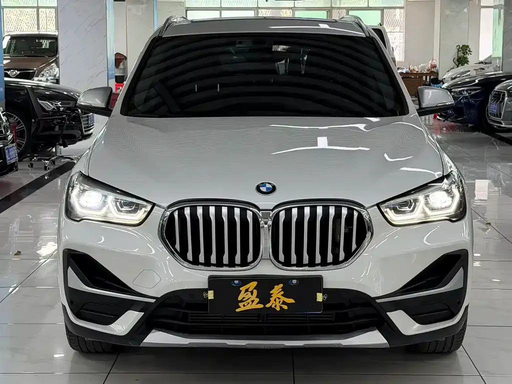 BMW X1 2022 из CN, фото 2