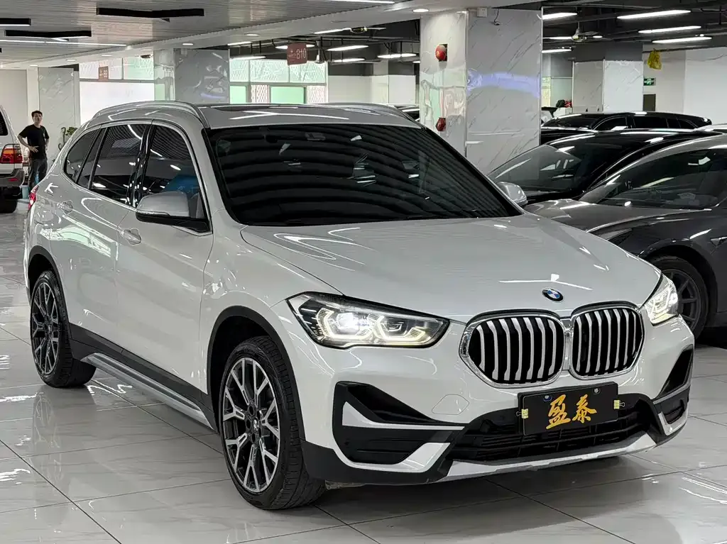 BMW X1 2022 из CN, фото 3