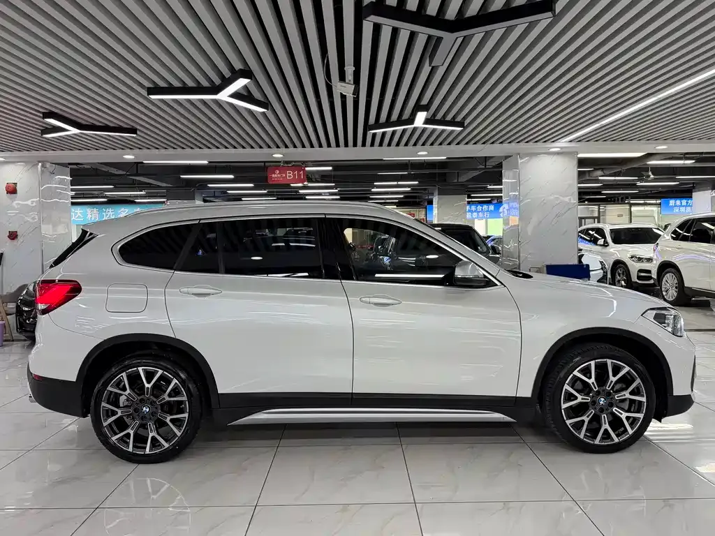BMW X1 2022 из CN, фото 4