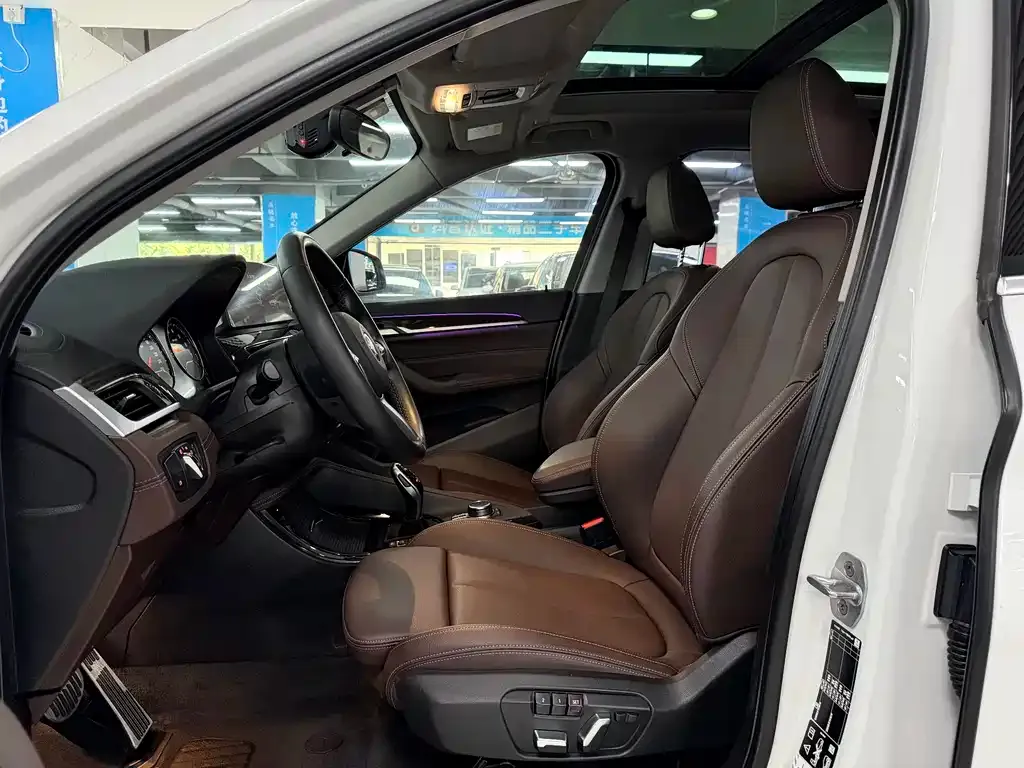 BMW X1 2022 из CN, фото 8