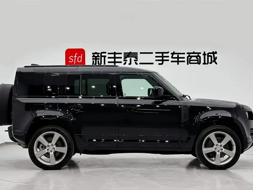 Land Rover Defender — фото 7
