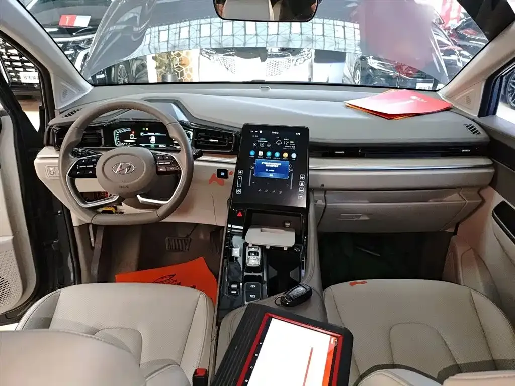 Hyundai Custo — фото 10
