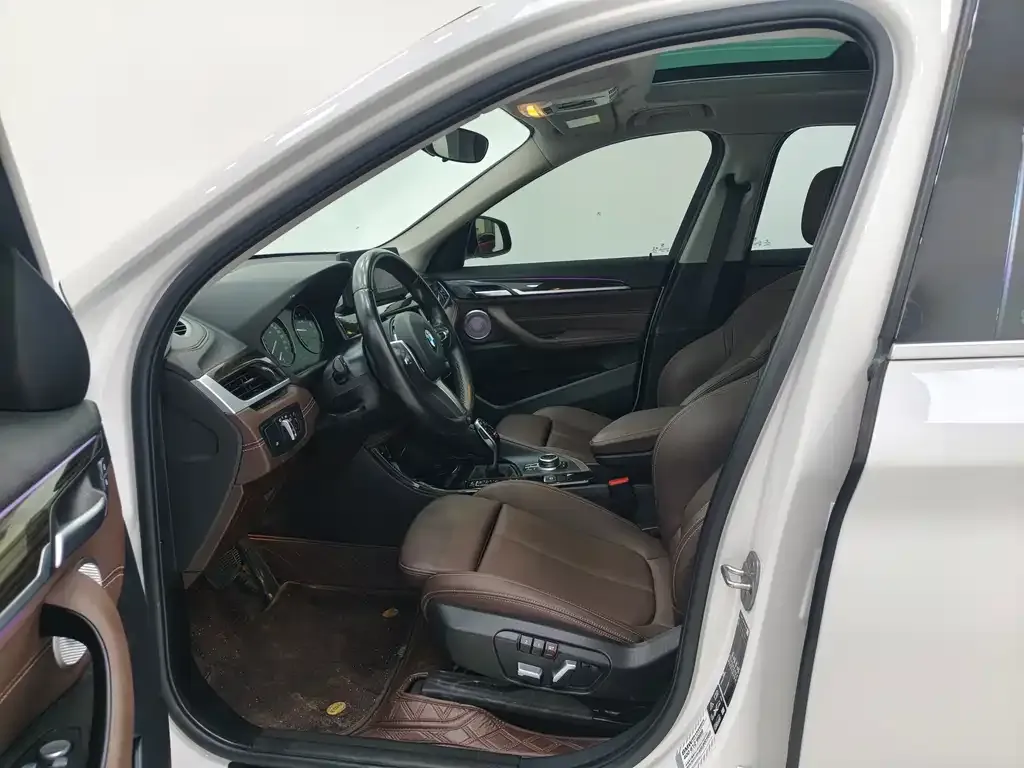 BMW X1 2022 из CN, фото 7
