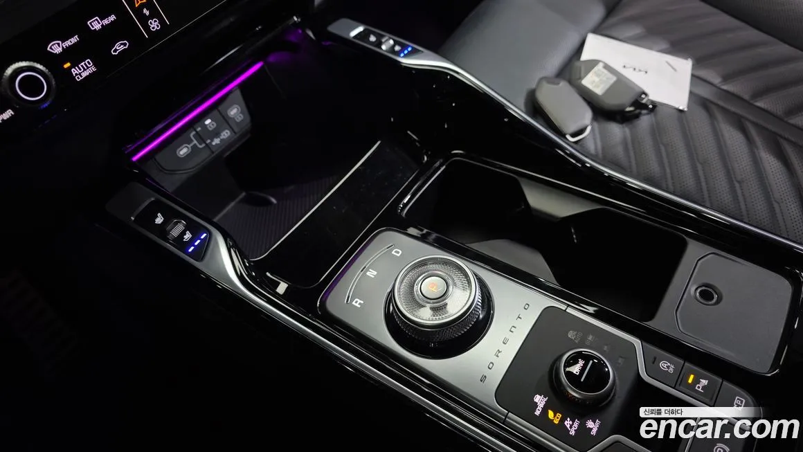 Kia Sorento — фото 9