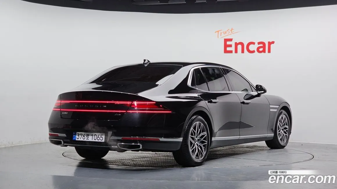 Genesis G90 2023 из KR, фото 2