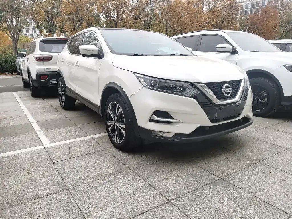 Nissan Qashqai — фото 3