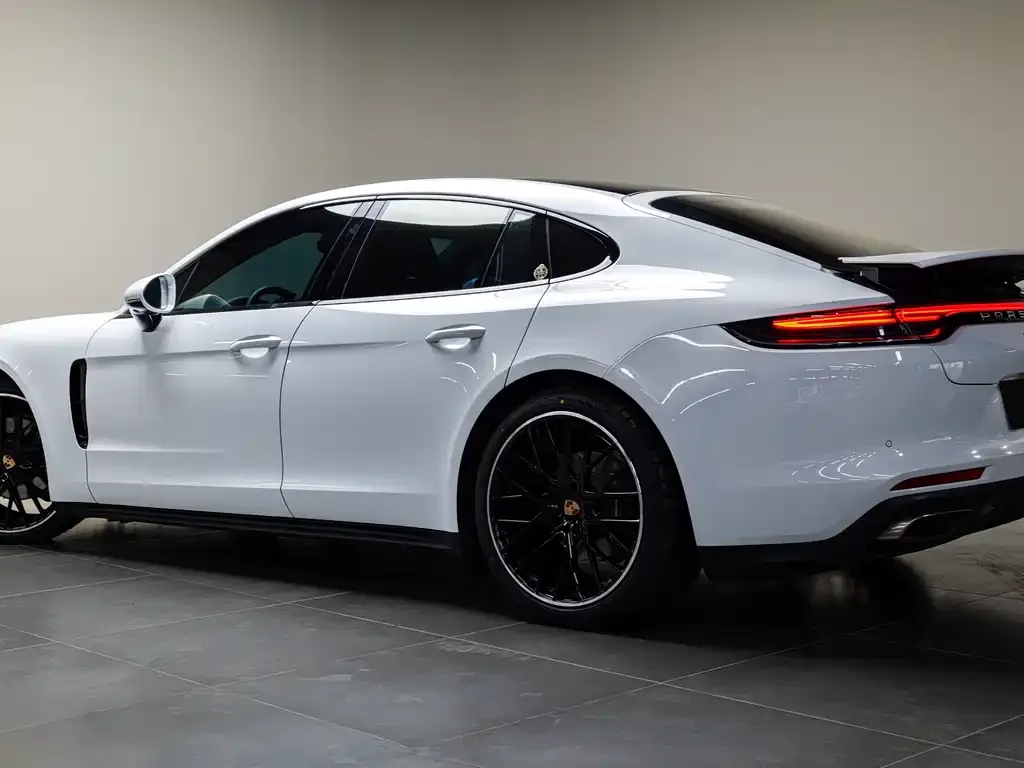 Porsche Panamera 2022 из CN, фото 5