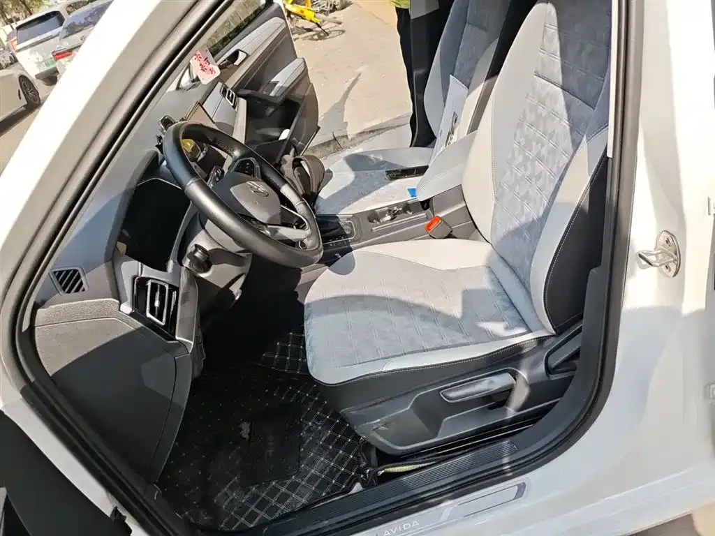 Volkswagen Lavida 2023 из CN, фото 8
