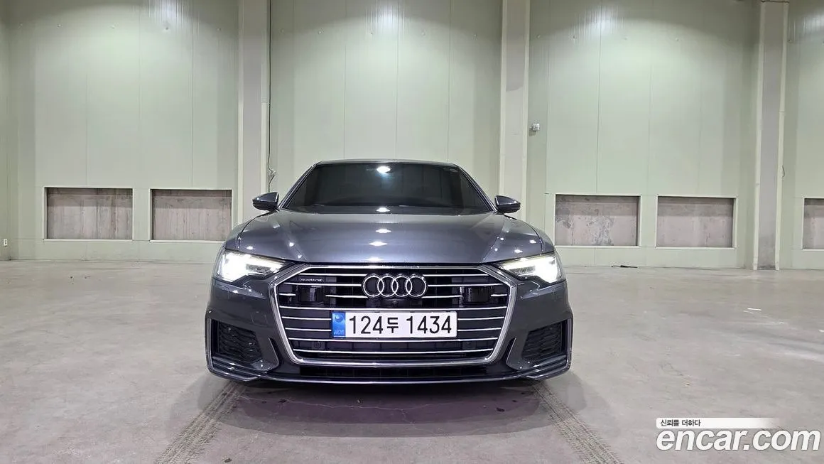 Audi A6 — фото 1