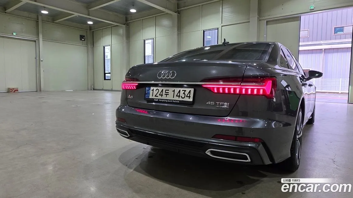 Audi A6 — фото 2