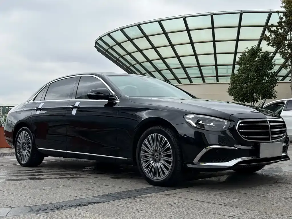 Mercedes-Benz E-Class 2023 из CN, фото 3