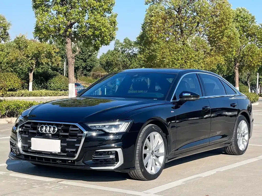 Audi A6L 2023 из CN, фото 1