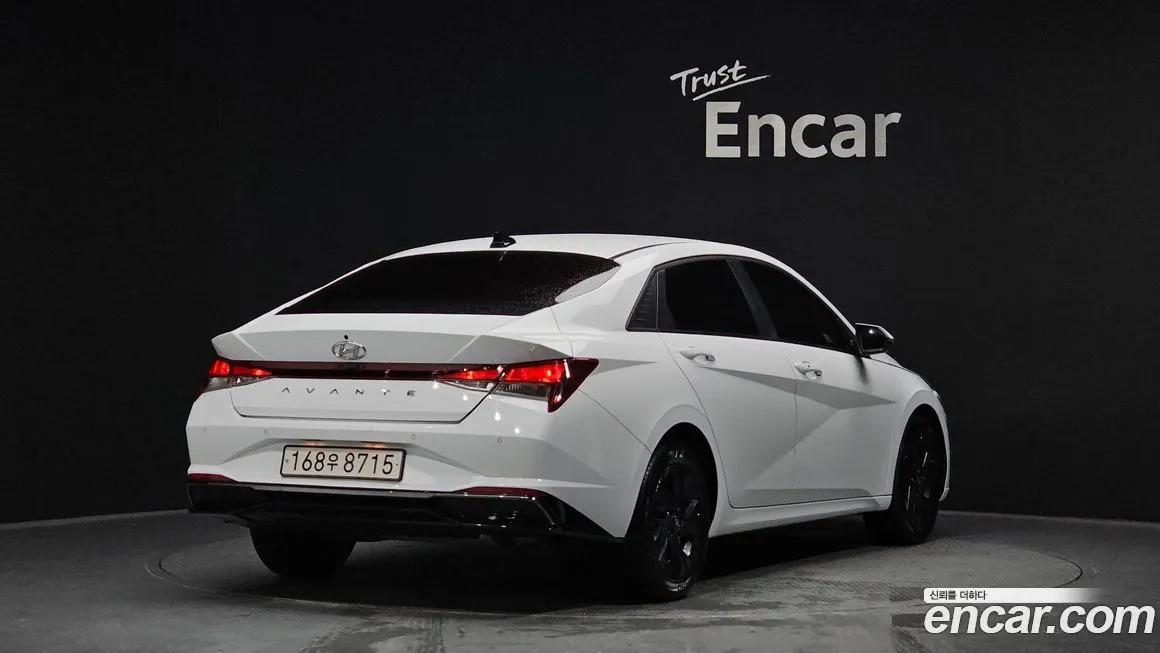 Hyundai AVANTE — фото 2
