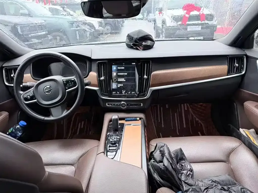 Volvo S90 2021 из CN, фото 9