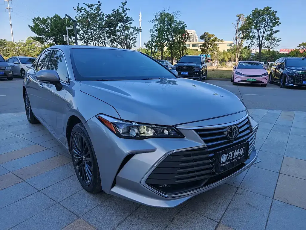 Toyota Avalon 2022 из CN, фото 3