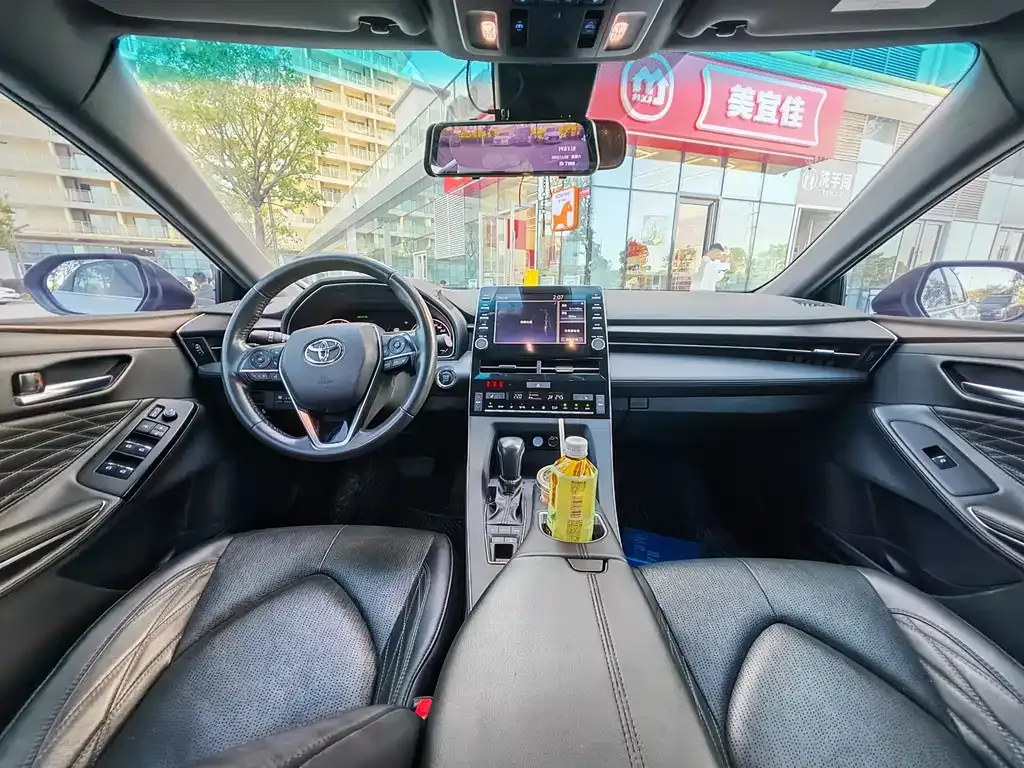Toyota Avalon 2022 из CN, фото 9