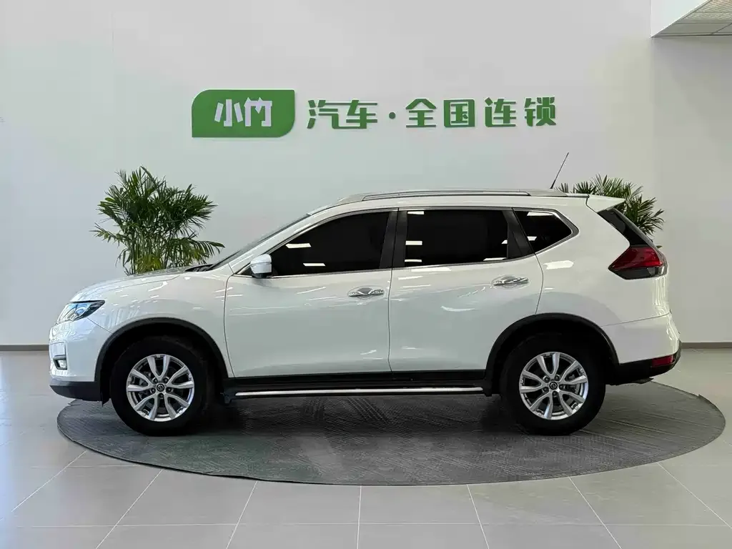 Nissan X-Trail 2022 из CN, фото 2
