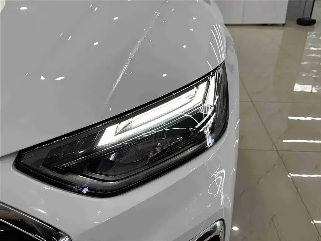 Audi Q5L Sportback 2022 из CN, фото 7