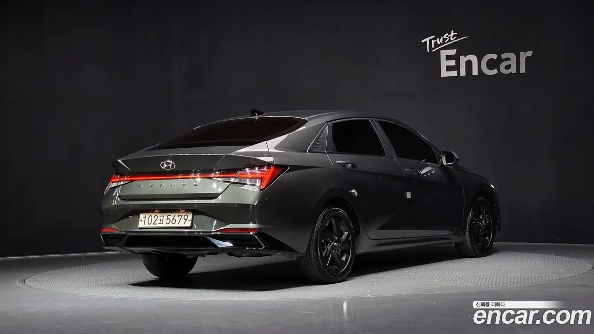 Hyundai AVANTE — фото 2