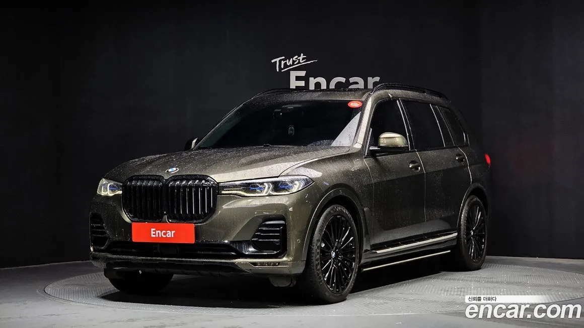 BMW X7 — фото 1
