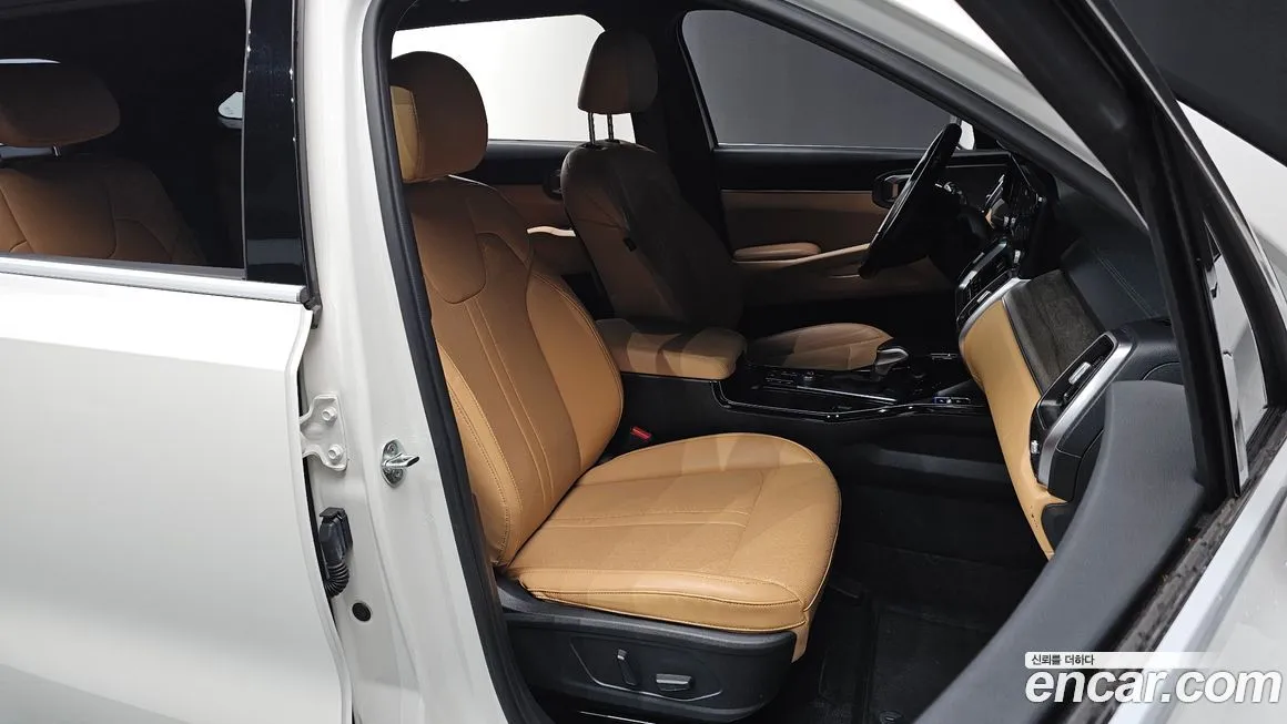 Kia Sorento — фото 10