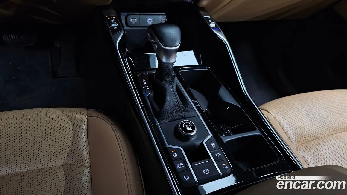 Kia Sorento — фото 9