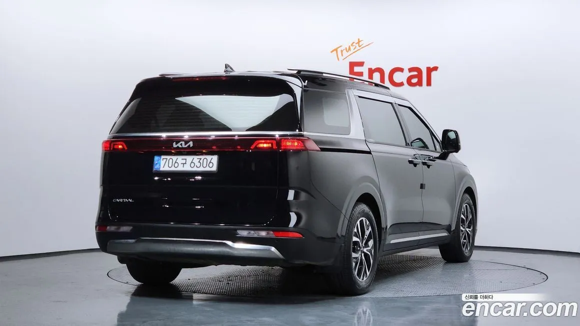 Kia Carnival 2023 из KR, фото 2