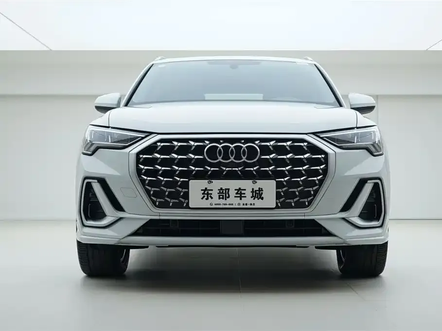 Audi Q3 2024 из CN, фото 2