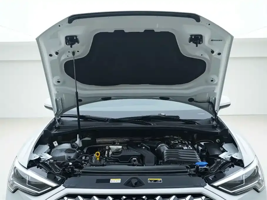 Audi Q3 2024 из CN, фото 7